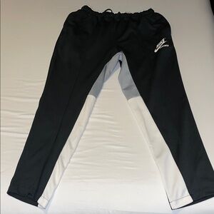 Nike Men’s Black and White Joggers - Large